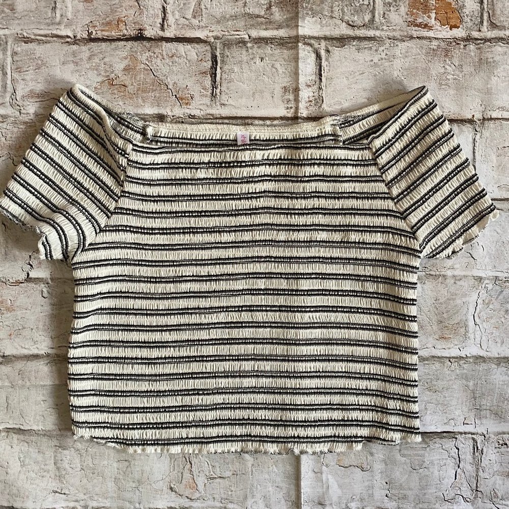 Black and White crop top